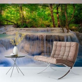 Murales in vinile cascate nella foresta