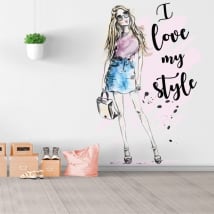 Vinili e adesivi silhouette donna con frase amo il mio stile