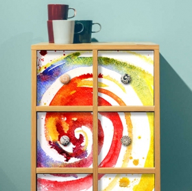 Vinili pennellate di vernice decorano mobili o armadi
